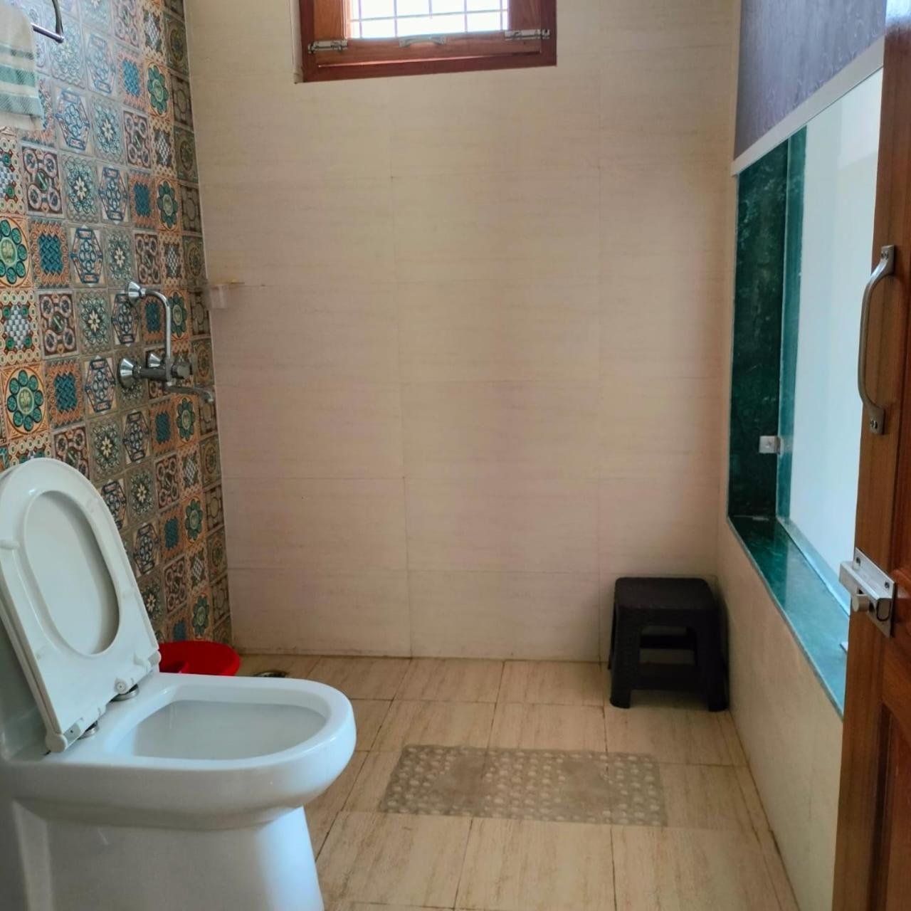 Winter Woods Cottages - 3-Bedroom Homestay Shitlakhet Kültér fotó